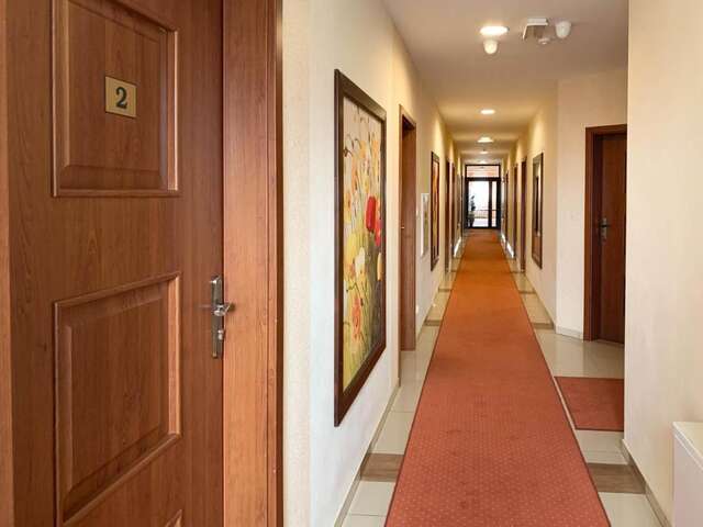 Отель Hotel Ostoja Bobowa-8